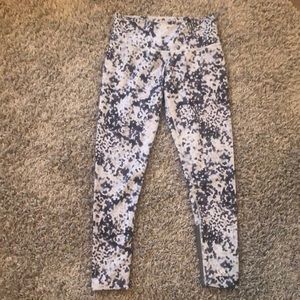 Adidas medium compression tech fit yoga pants